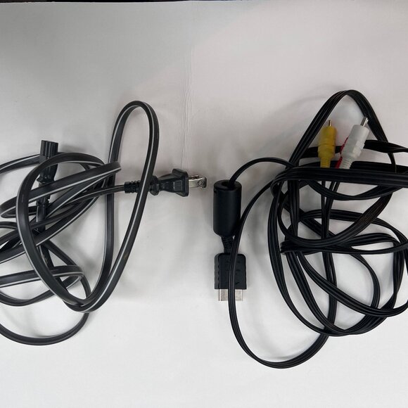 Sony PlayStation Gray Console (SCPH-9001), Heart of Darkness Game, Memory Card - Picture 5 of 7